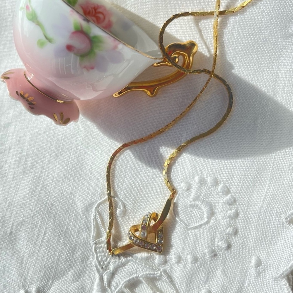 Dior x Swarovski 1980s 18k Yellow Gold Crystal Infinity Knotted Heart Necklace - Picture 8 of 11